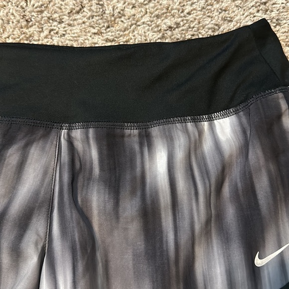 Nike Dri-fit Athletic Shorts - Picture 3 of 9
